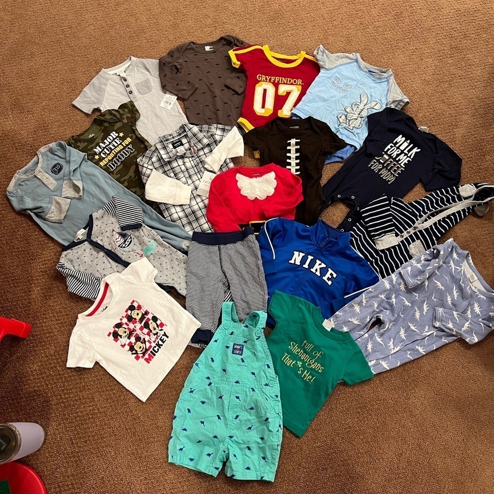Bundle of 17 Boys Clothing Pieces Size 6-9 Months Pajamas, Tops, Onesies, Pants